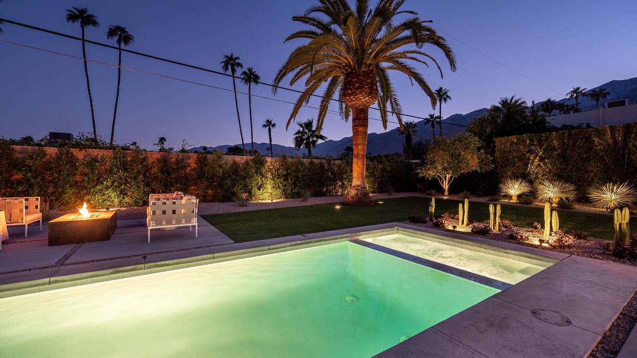 Photo of Outdoor in Warm Sands