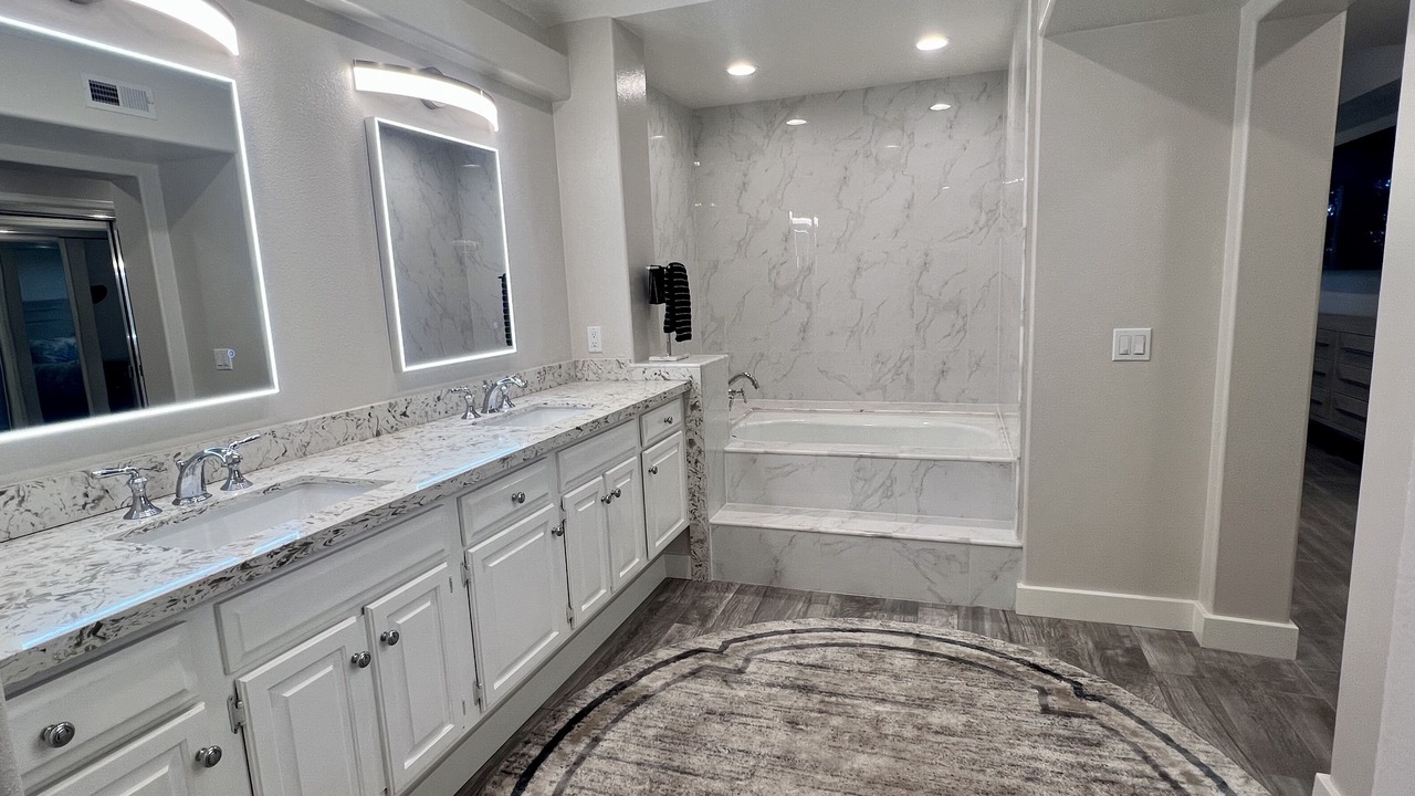 Photo of Bathroom in Lantern Bay Estates