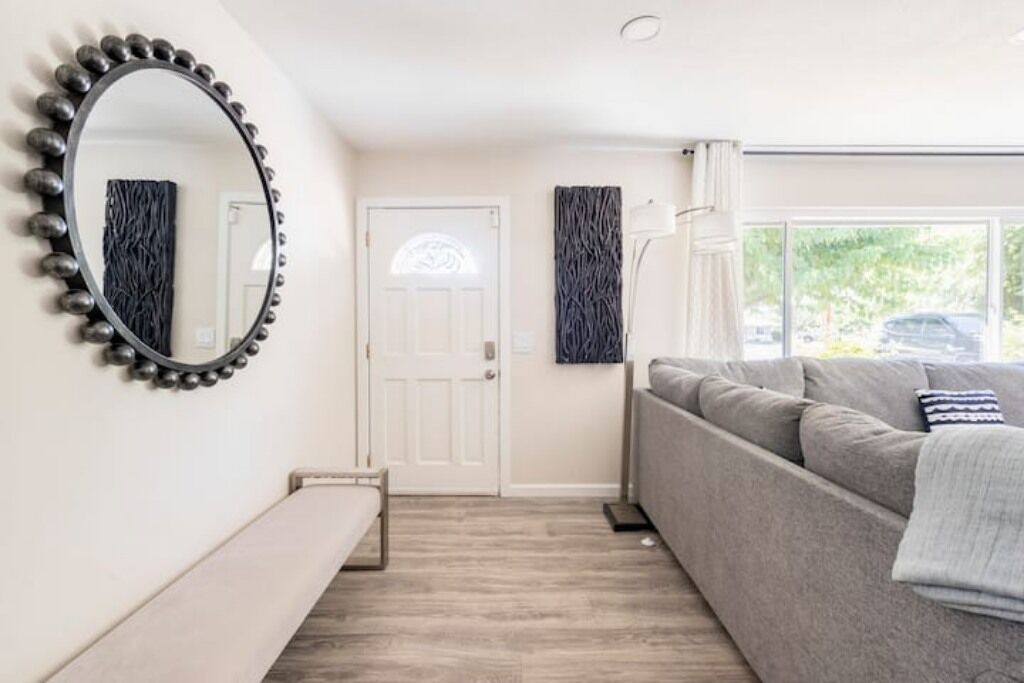 Photo of Livingroom in East Hemet