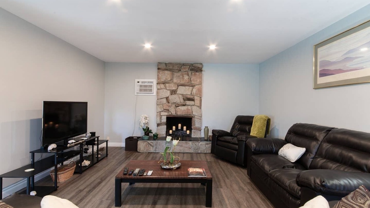 Photo of Livingroom in Eastside