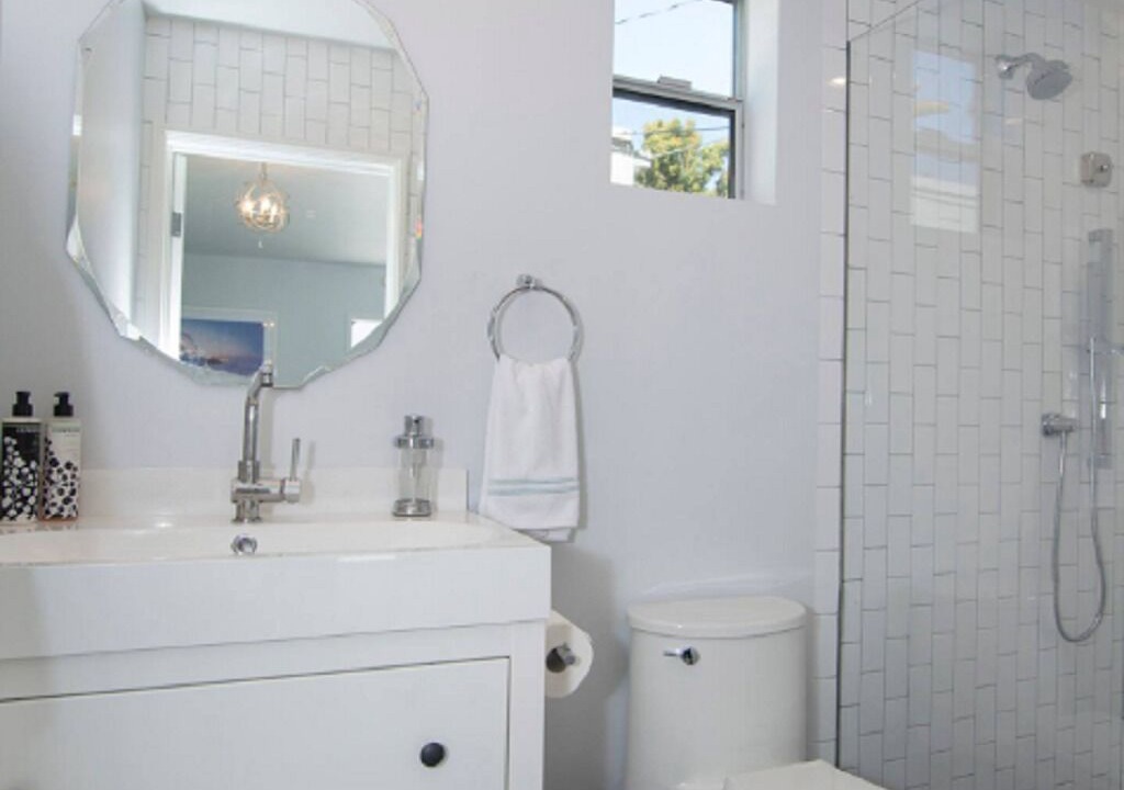 Photo of Bathroom in Ocean Park