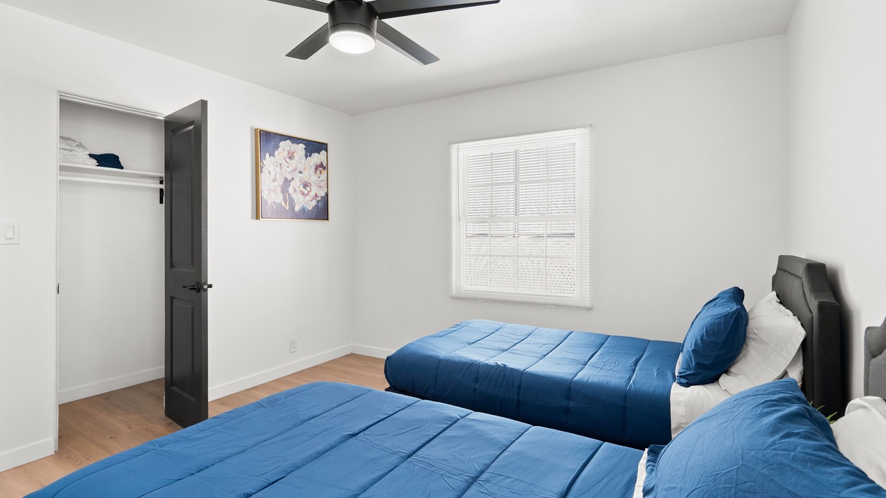 Photo of Bedroom in Central Escondido