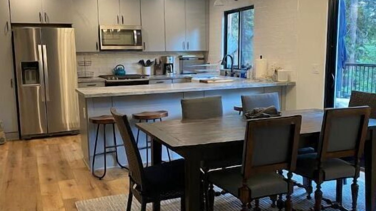 Photo of Kitchen in Blue Jay