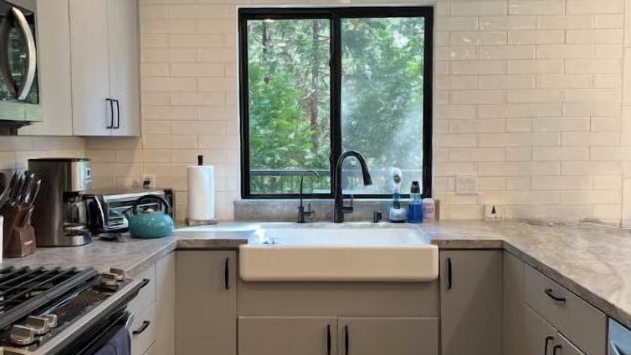 Photo of Kitchen in Blue Jay