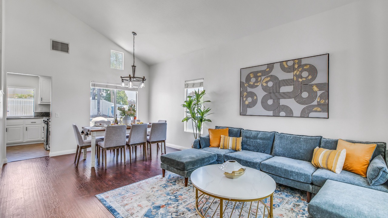 Photo of Livingroom in Riverside