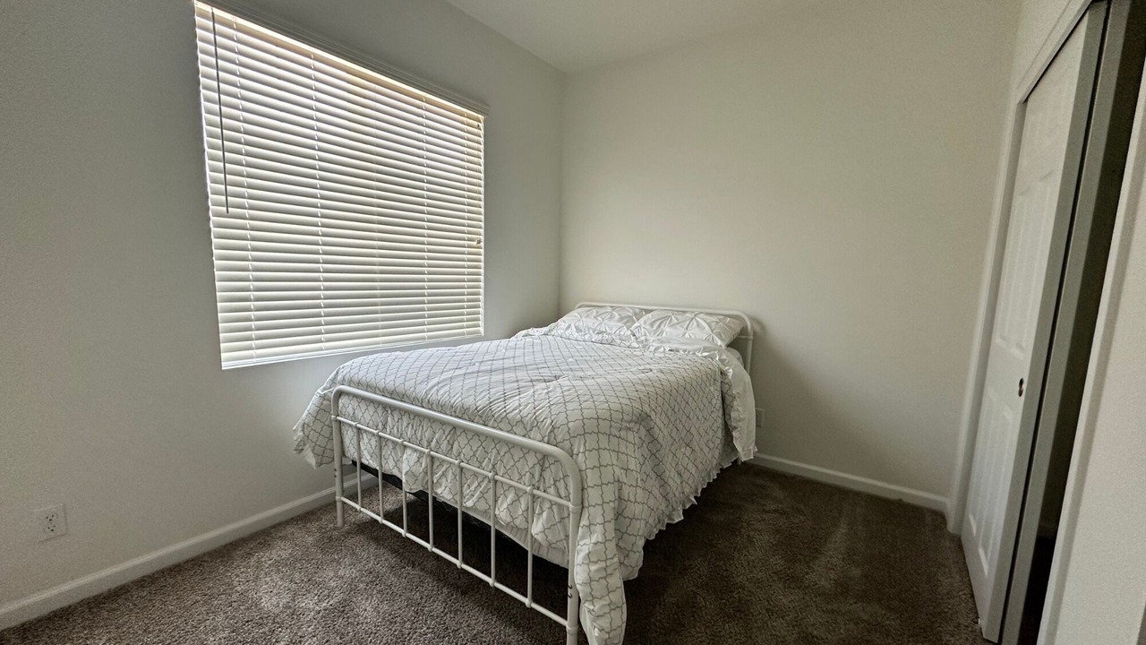 Photo of Bedroom in Lemoore