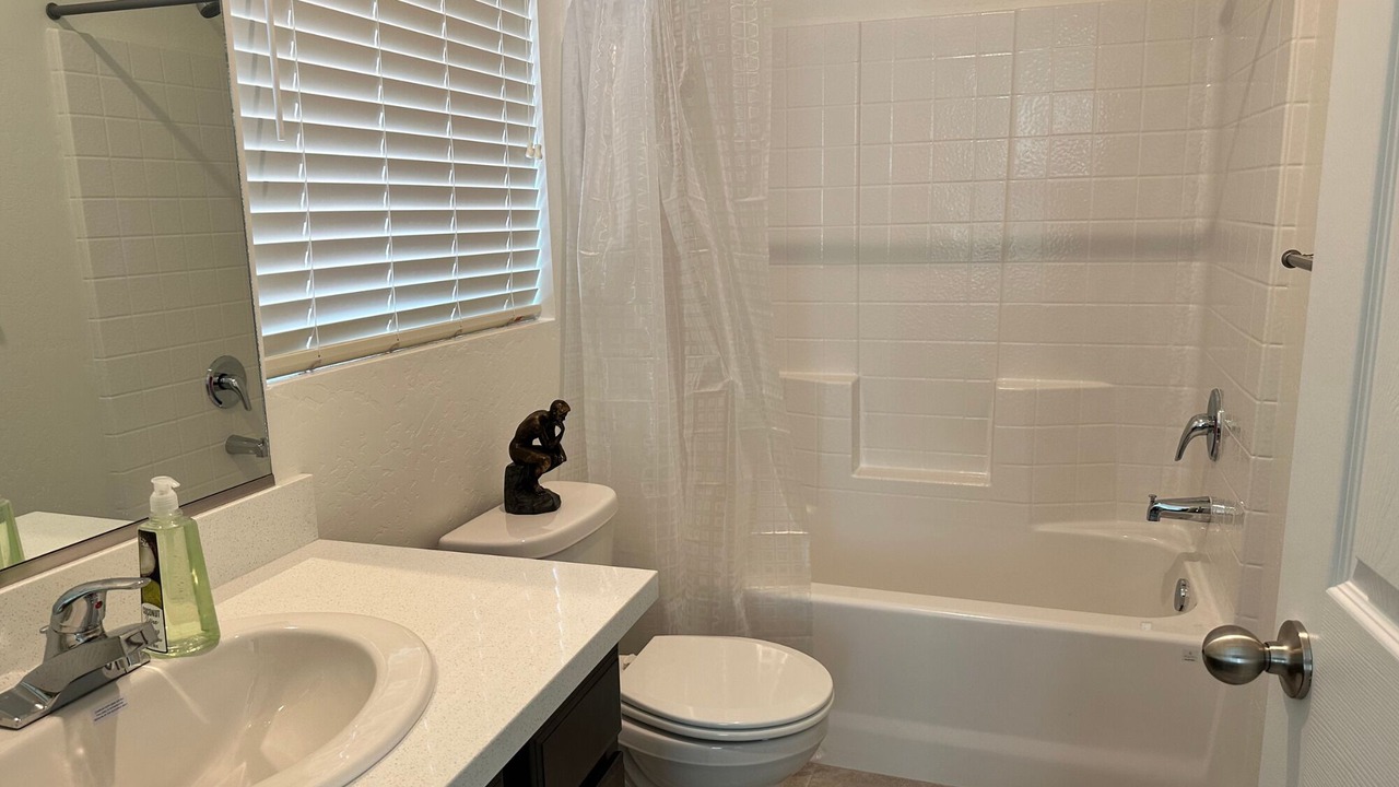 Photo of Bathroom in Lemoore