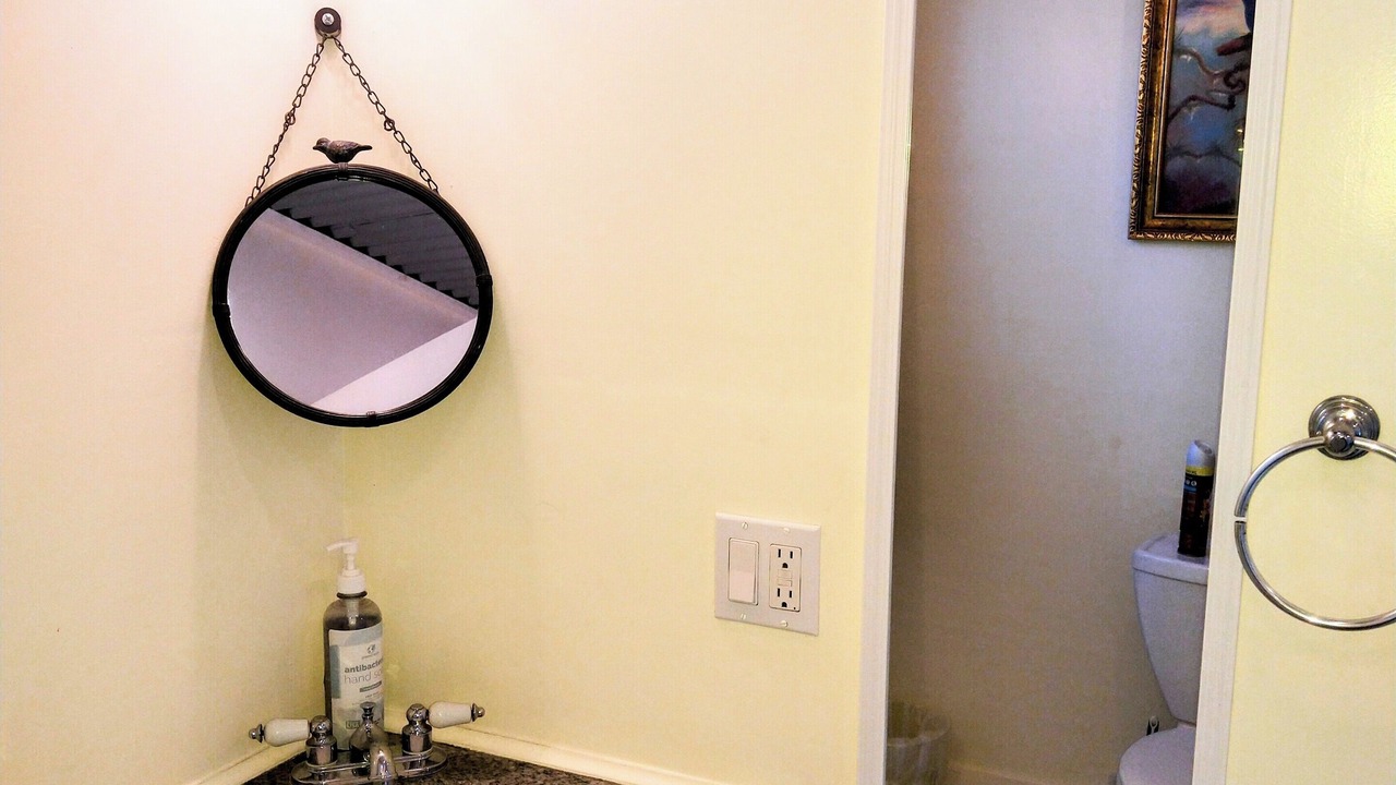Photo of Bathroom in North Long Beach