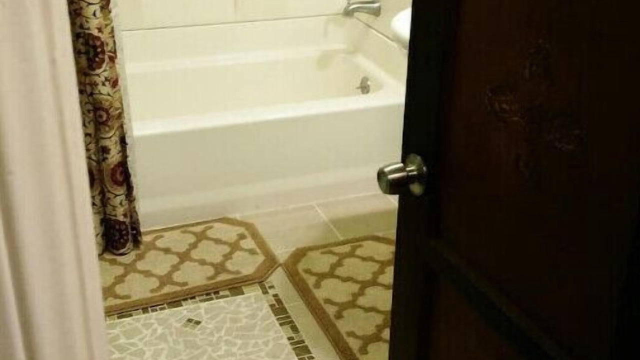 Photo of Bathroom in North Long Beach