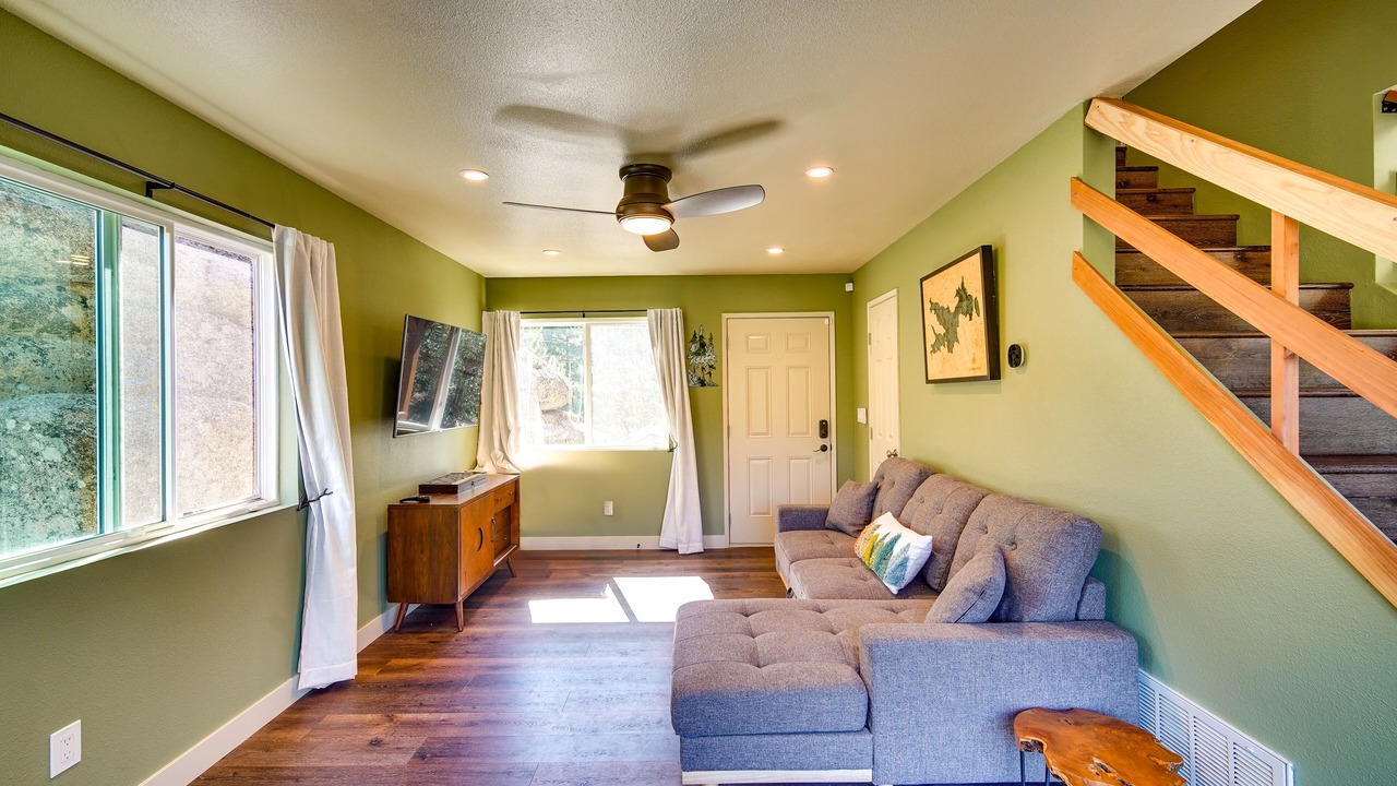 Photo of Livingroom in Arrowbear Lake