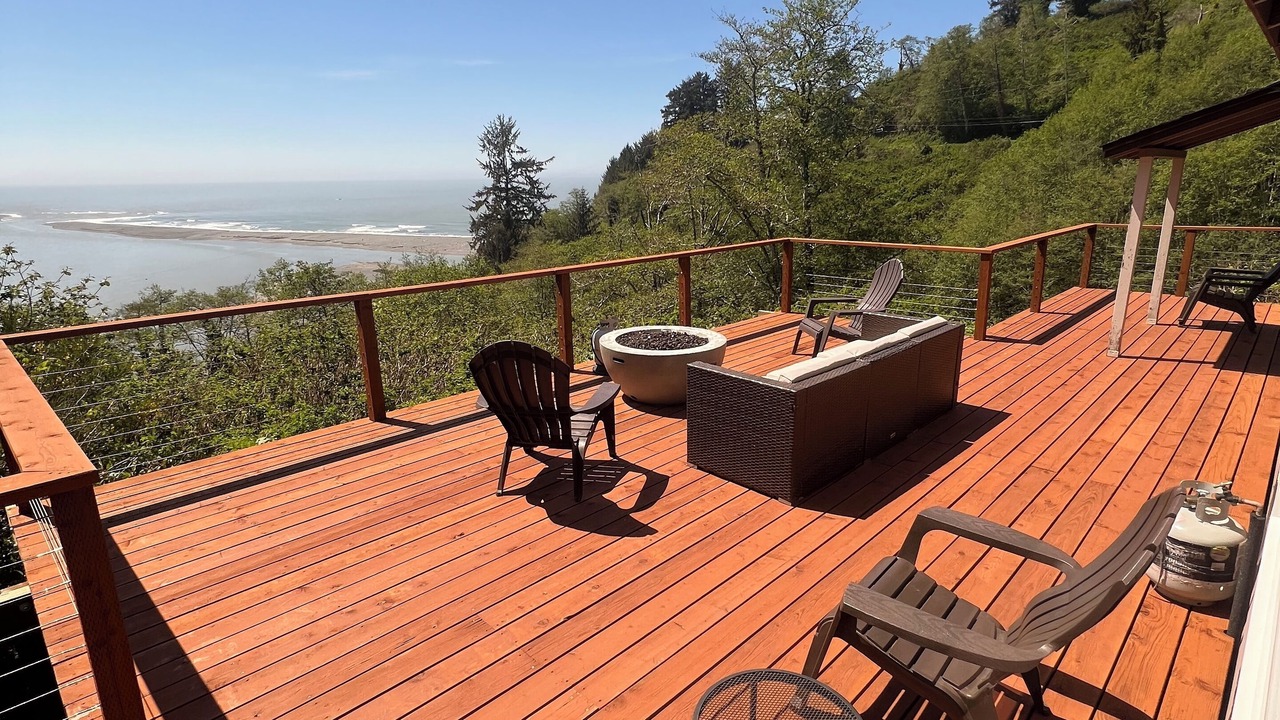 Photo of Patio Balcony in Klamath