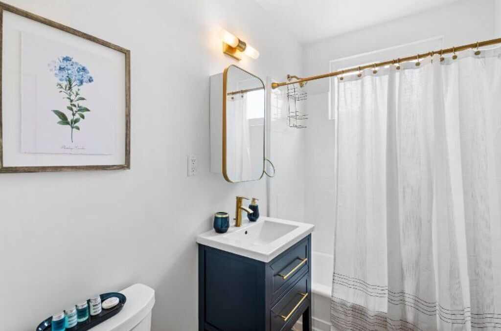 Photo of Bathroom in Palms