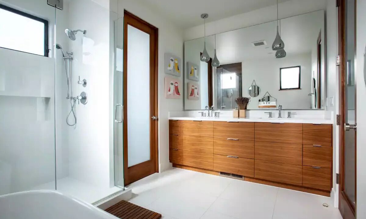 Photo of Bathroom in South Redondo