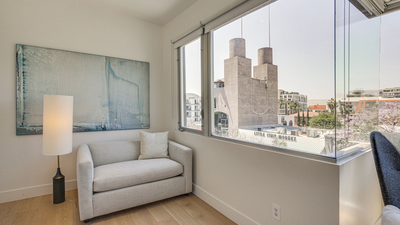 Photo of Livingroom in Little Italy