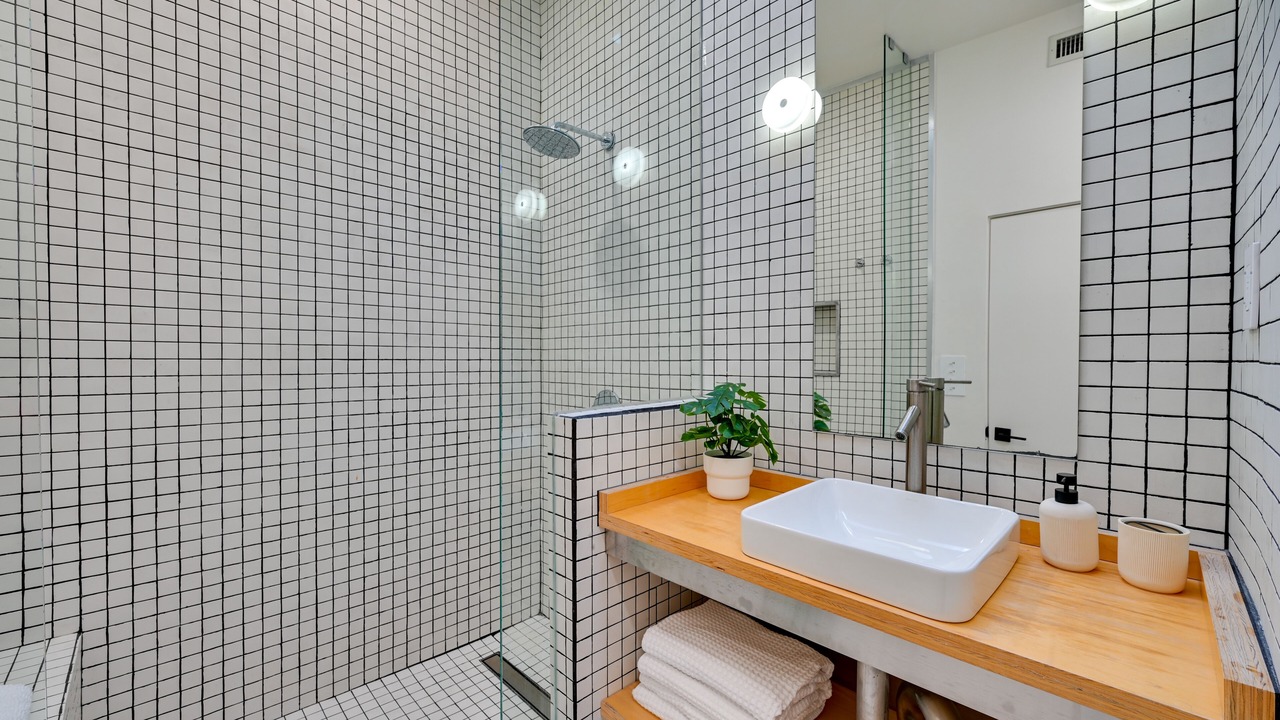 Photo of Bathroom in Little Italy