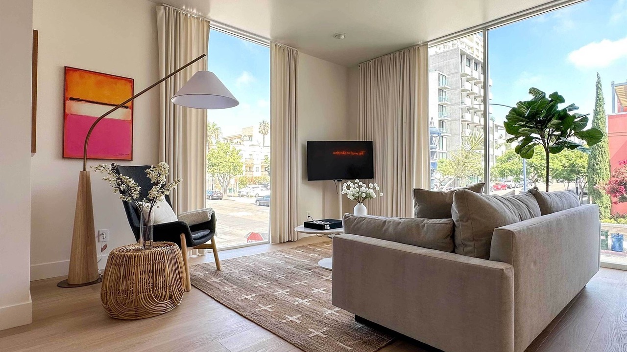 Photo of Livingroom in Little Italy