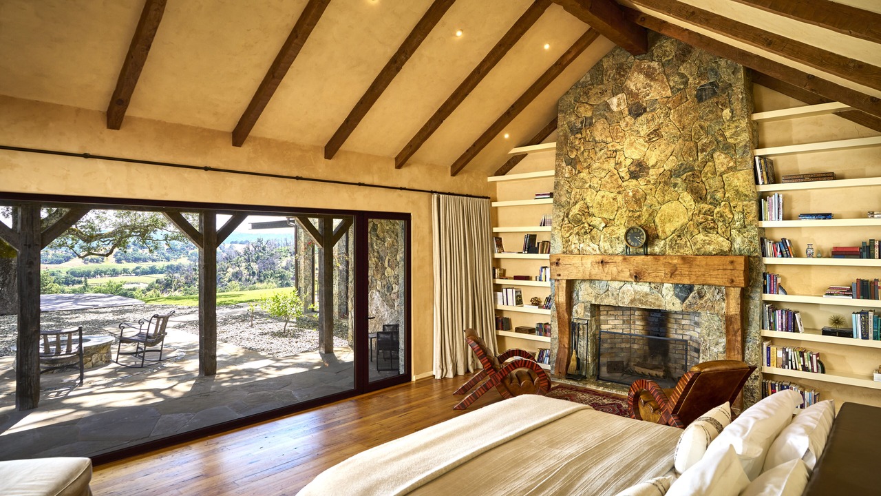 Photo of Bedroom in Geyserville
