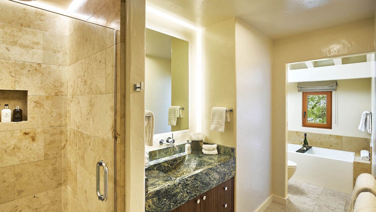 Photo of Bathroom in Geyserville