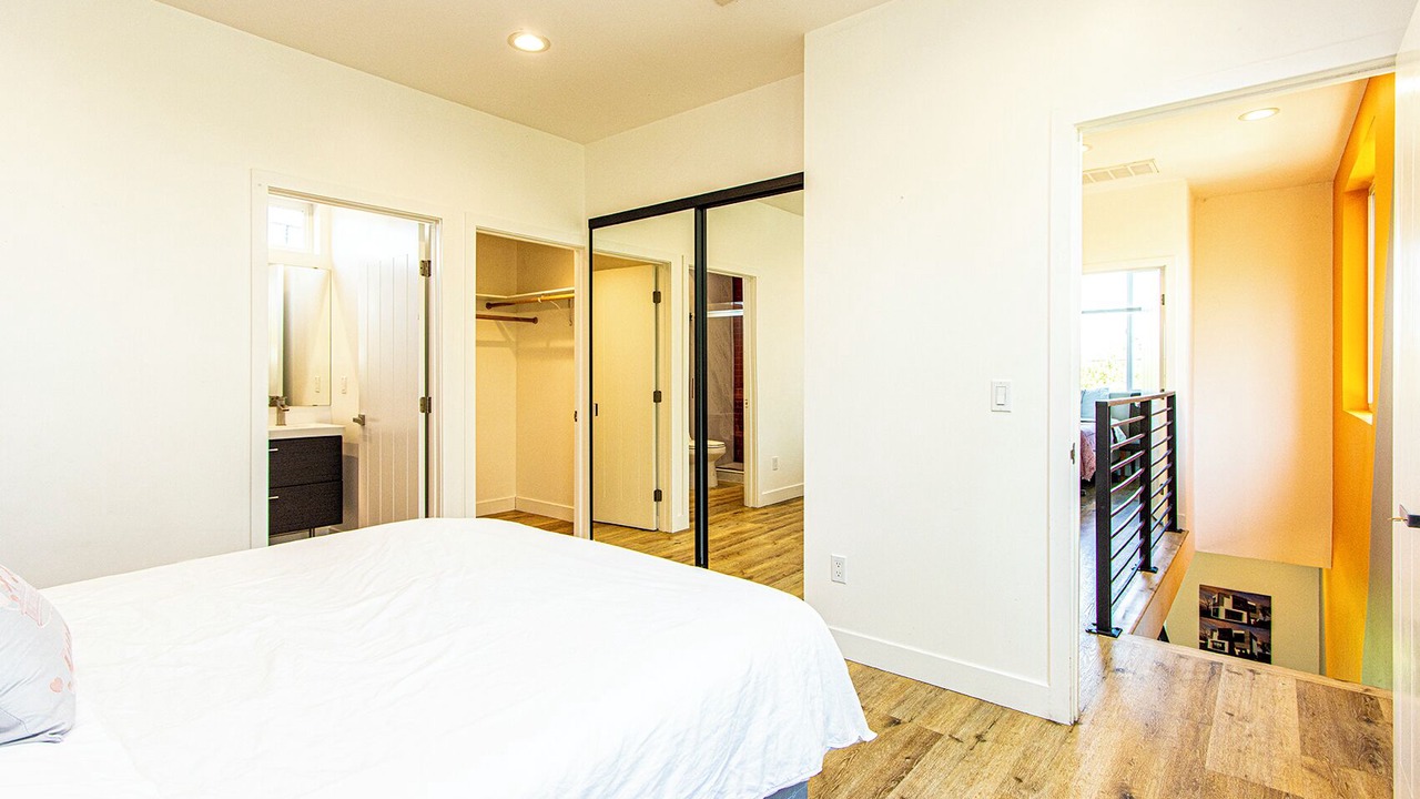 Photo of Bedroom in Canoga Park