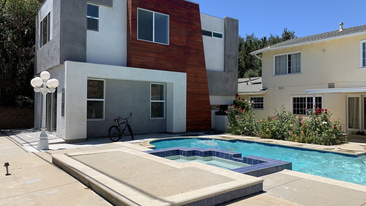 Photo of Outdoor in Canoga Park