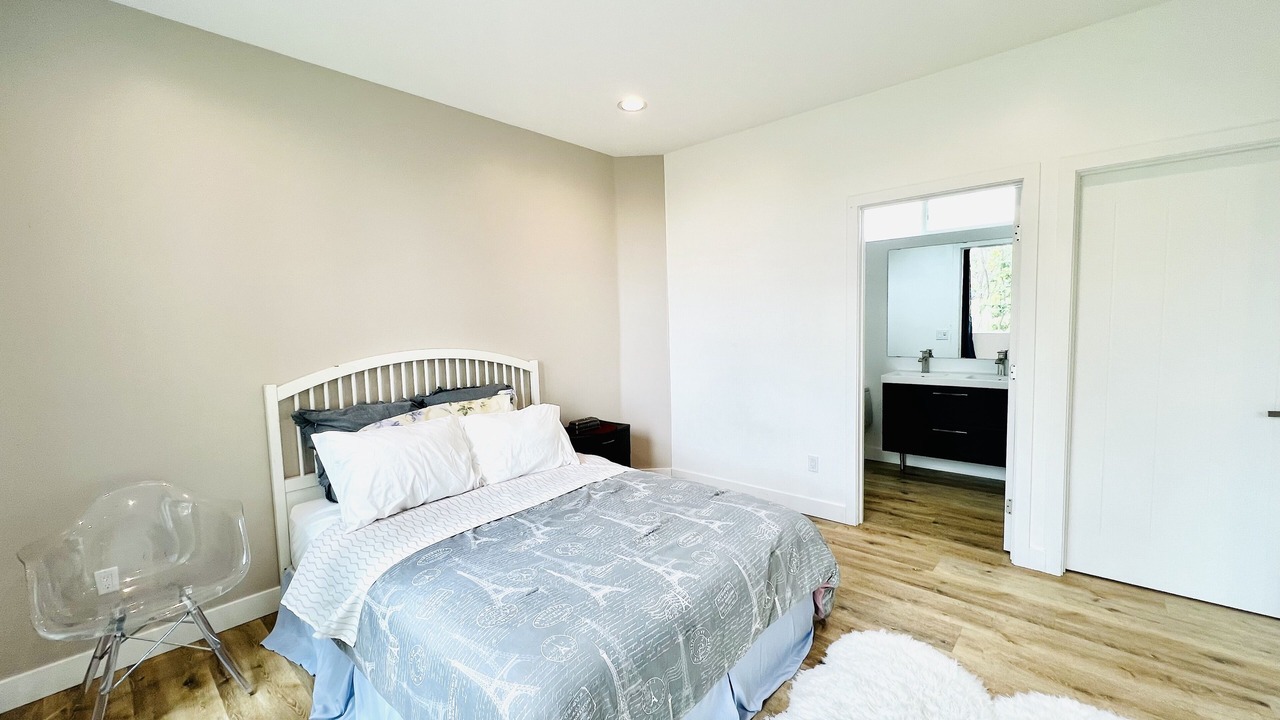 Photo of Bedroom in Canoga Park