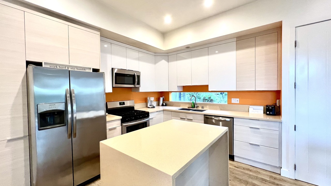 Photo of Kitchen in Canoga Park