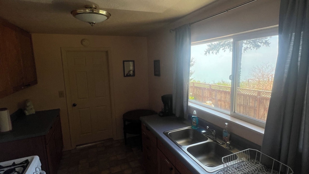 Photo of Kitchen in Klamath