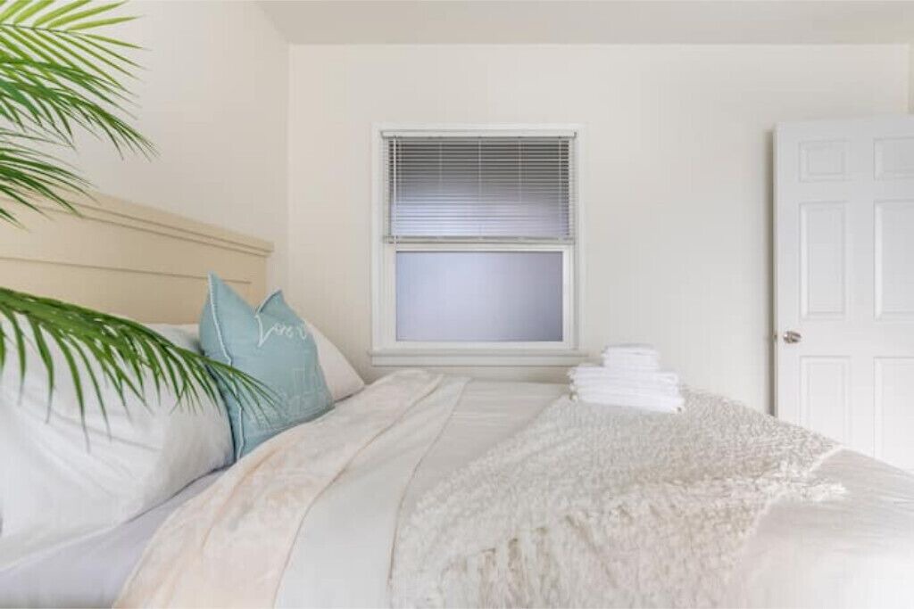Photo of Bedroom in Harbor