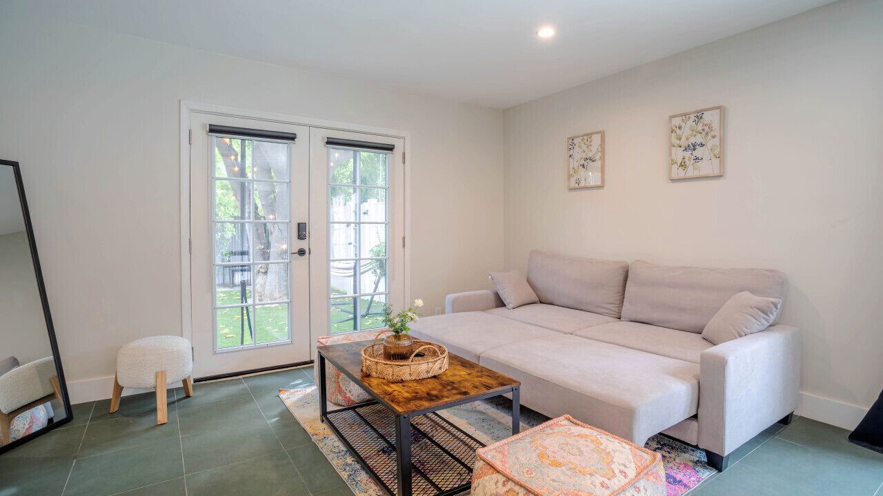 Photo of Livingroom in Sherman Oaks