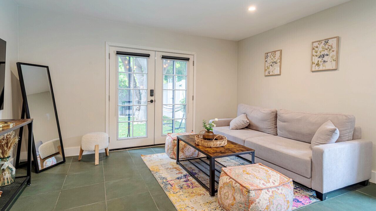 Photo of Livingroom in Sherman Oaks