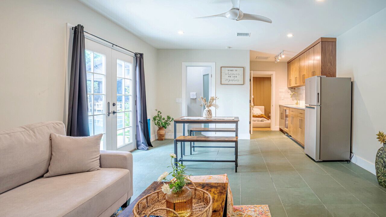 Photo of Livingroom in Sherman Oaks