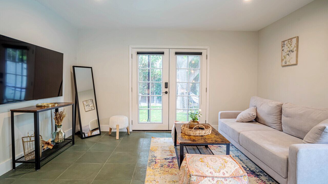 Photo of Livingroom in Sherman Oaks