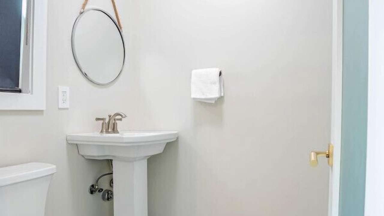 Photo of Bathroom in Sherman Oaks