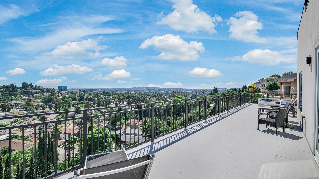 Photo of Patio Balcony in East Los Angeles