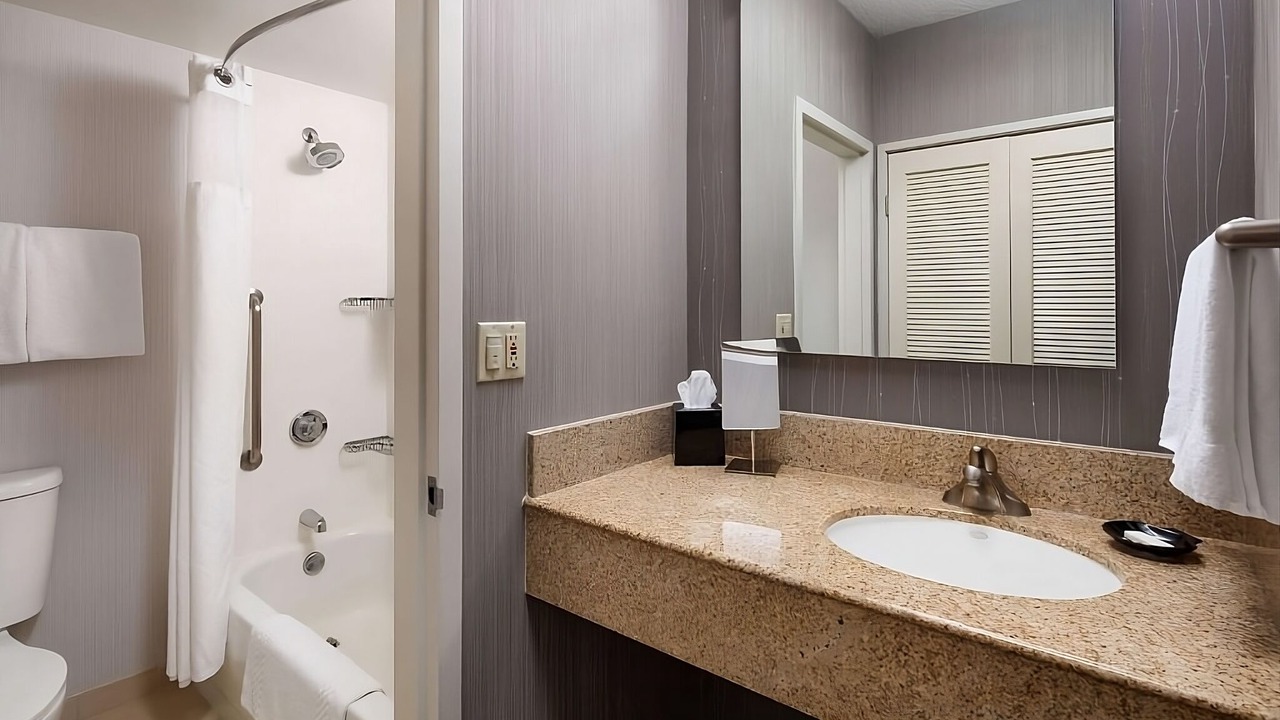 Photo of Bathroom in Lake Forest