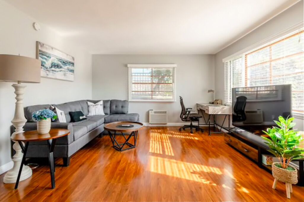 Photo of Livingroom in Pasadena