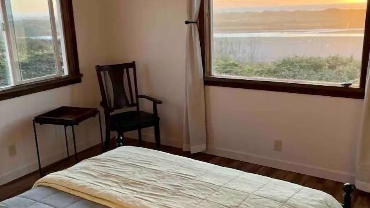 Photo of Bedroom in Arcata