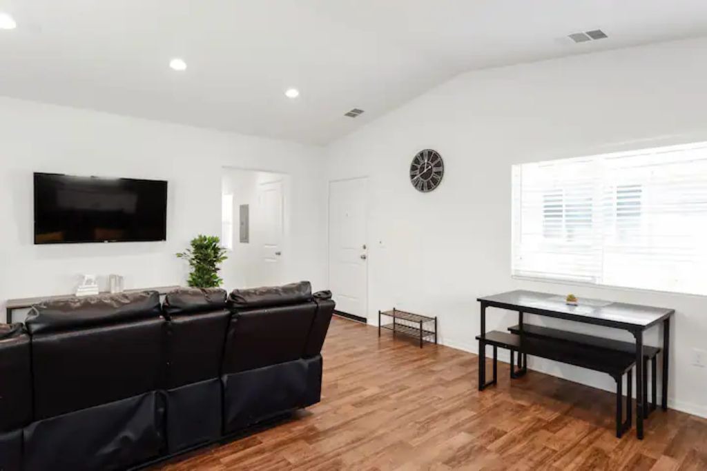 Photo of Livingroom in San Bernardino
