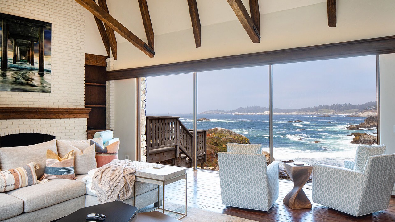 Photo of Livingroom in Carmel Highlands