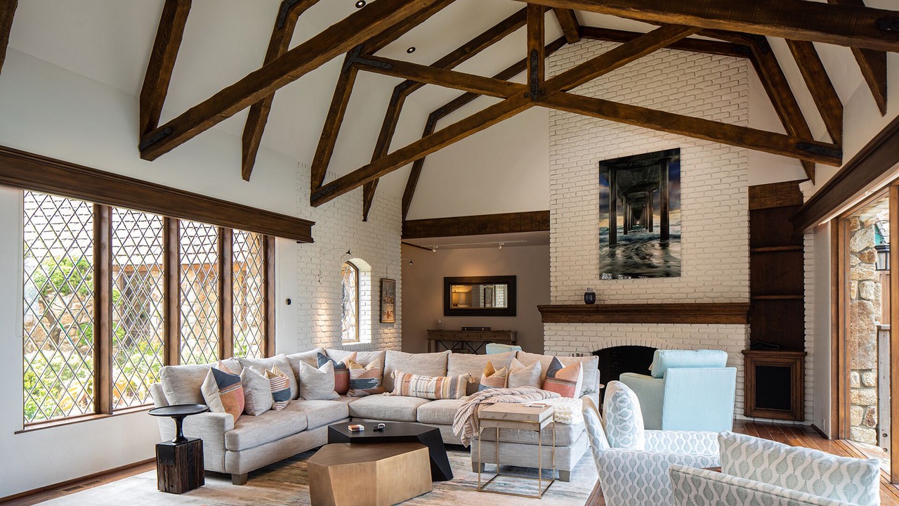 Photo of Livingroom in Carmel Highlands