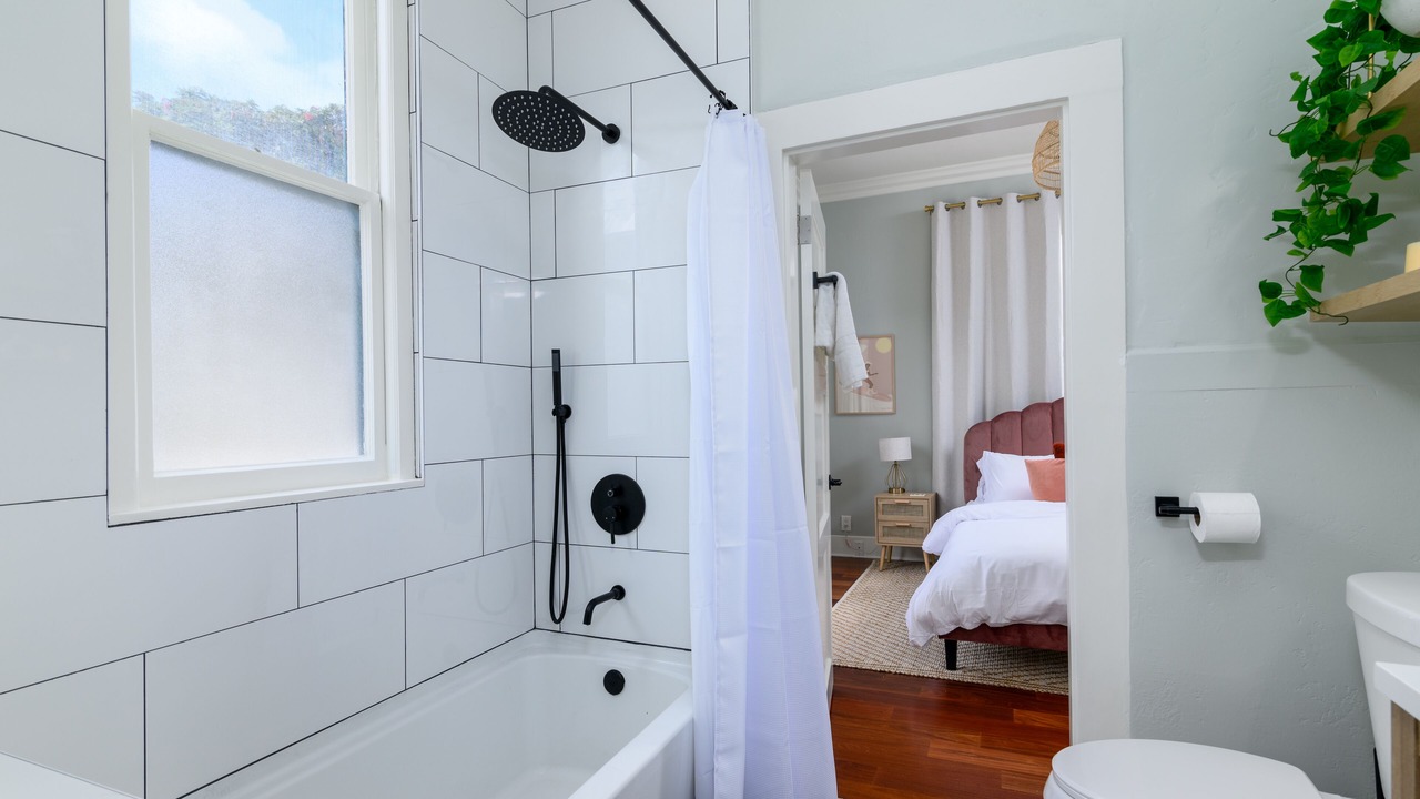 Photo of Bathroom in Ventura