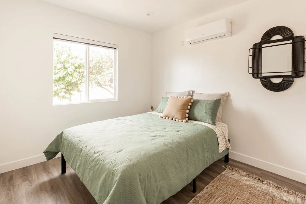 Photo of Bedroom in Los Angeles