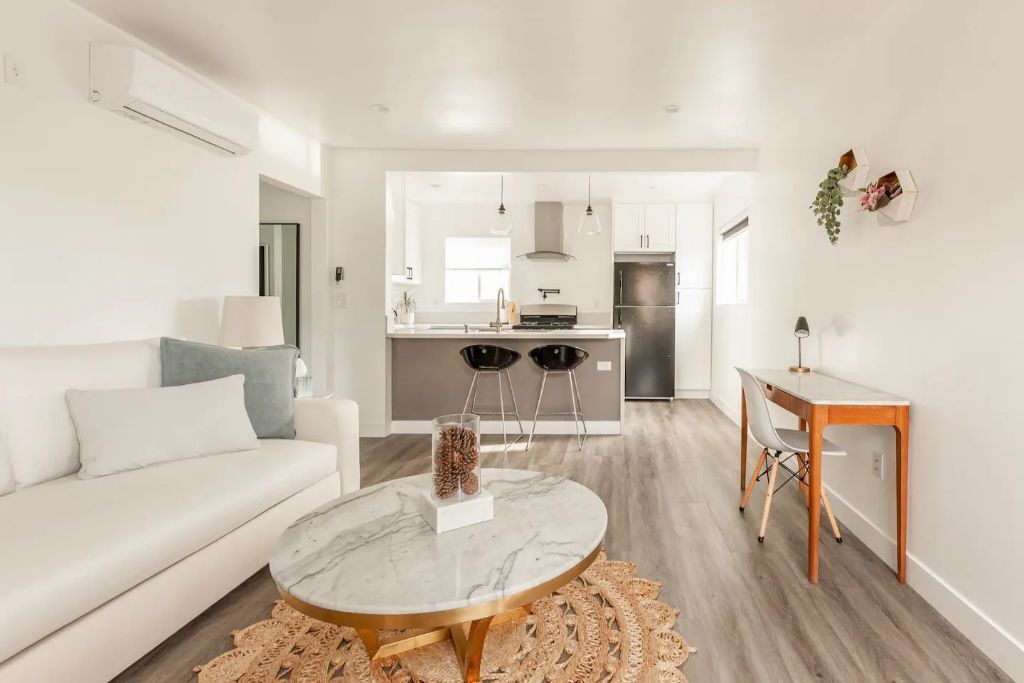 Photo of Livingroom in Los Angeles