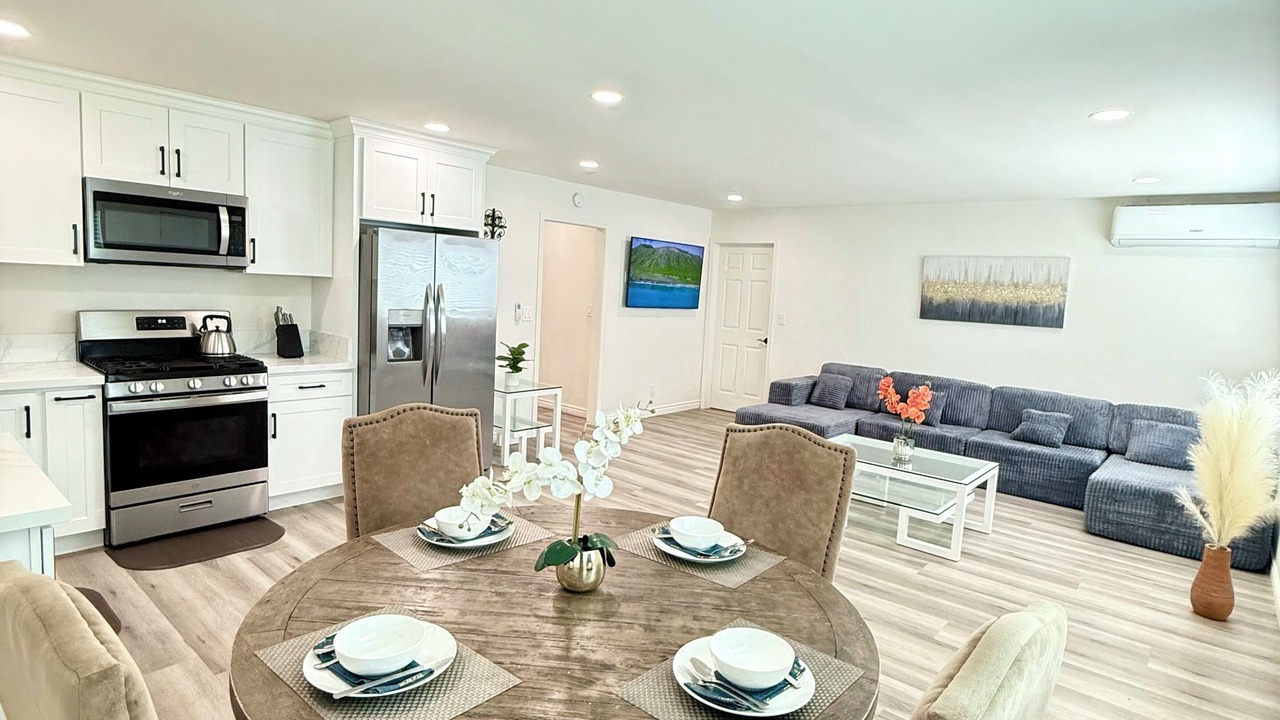 Photo of Livingroom in Upland