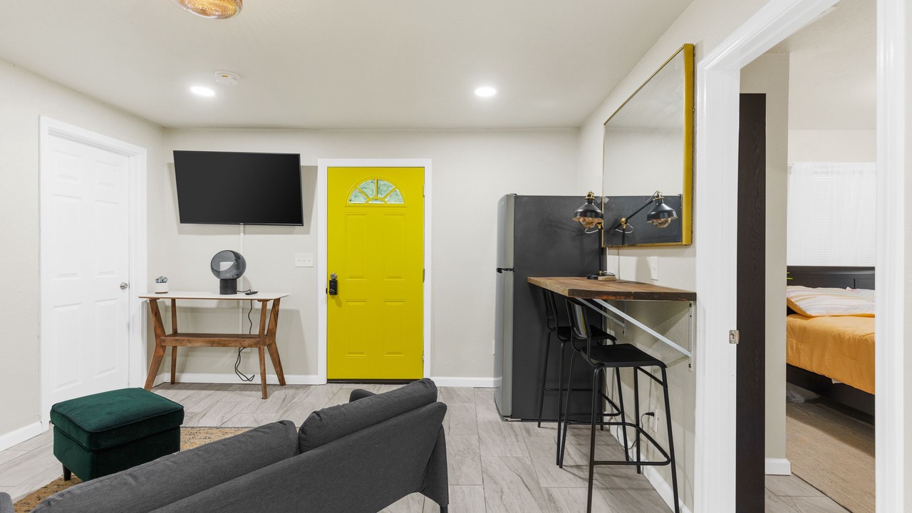 Photo of Bedroom in Compton