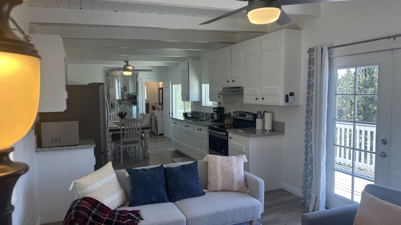 Photo of Livingroom in Arrowbear Lake