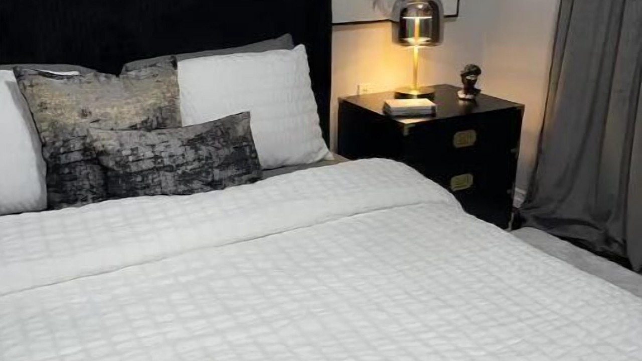 Photo of Bedroom in Lincoln Acres