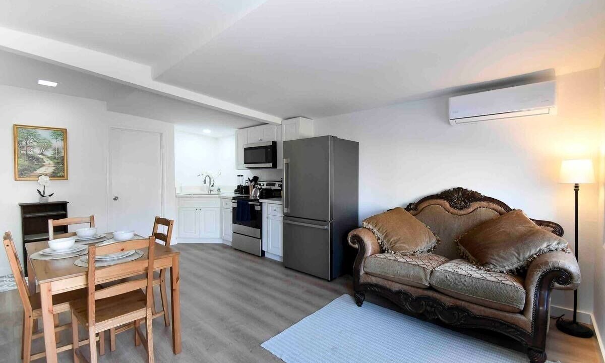 Photo of Livingroom in Rialto