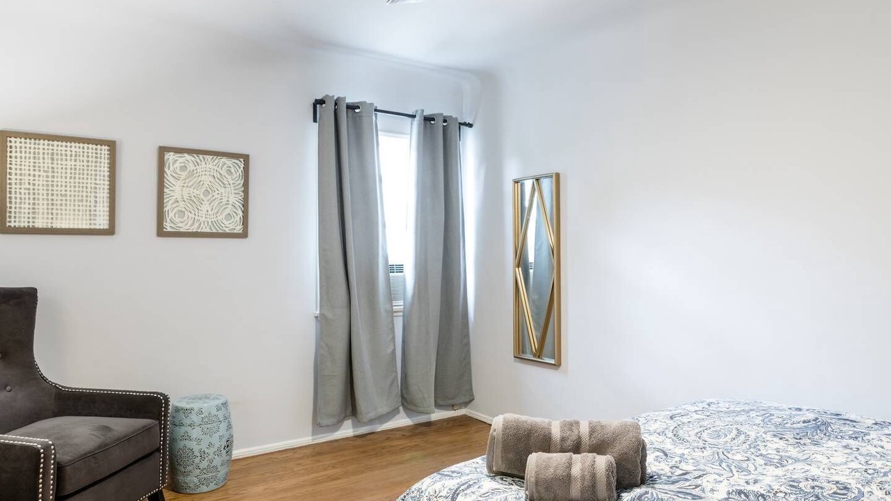 Photo of Bedroom in Eagle Rock
