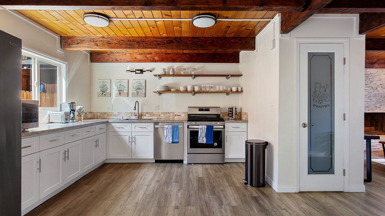 Photo of Kitchen in Big Bear